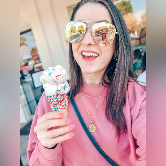 LULULEMON SWEATER - Picture 2 of 3